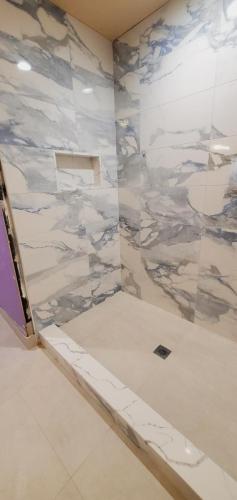 5ec6c85c-7907-4a94-9101-e52f0dfec233-1