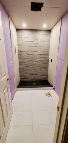 7fc395b5-ff1a-4efc-9edc-b647cf611bce-1